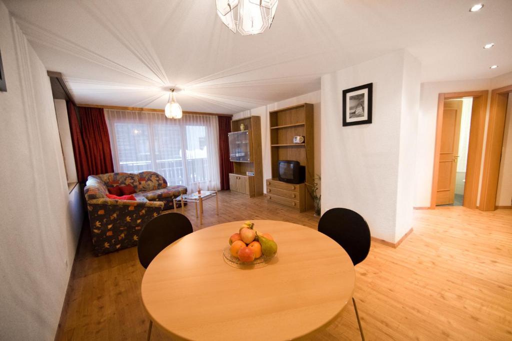شقة Haus Perelia C زيرمات الغرفة الصورة